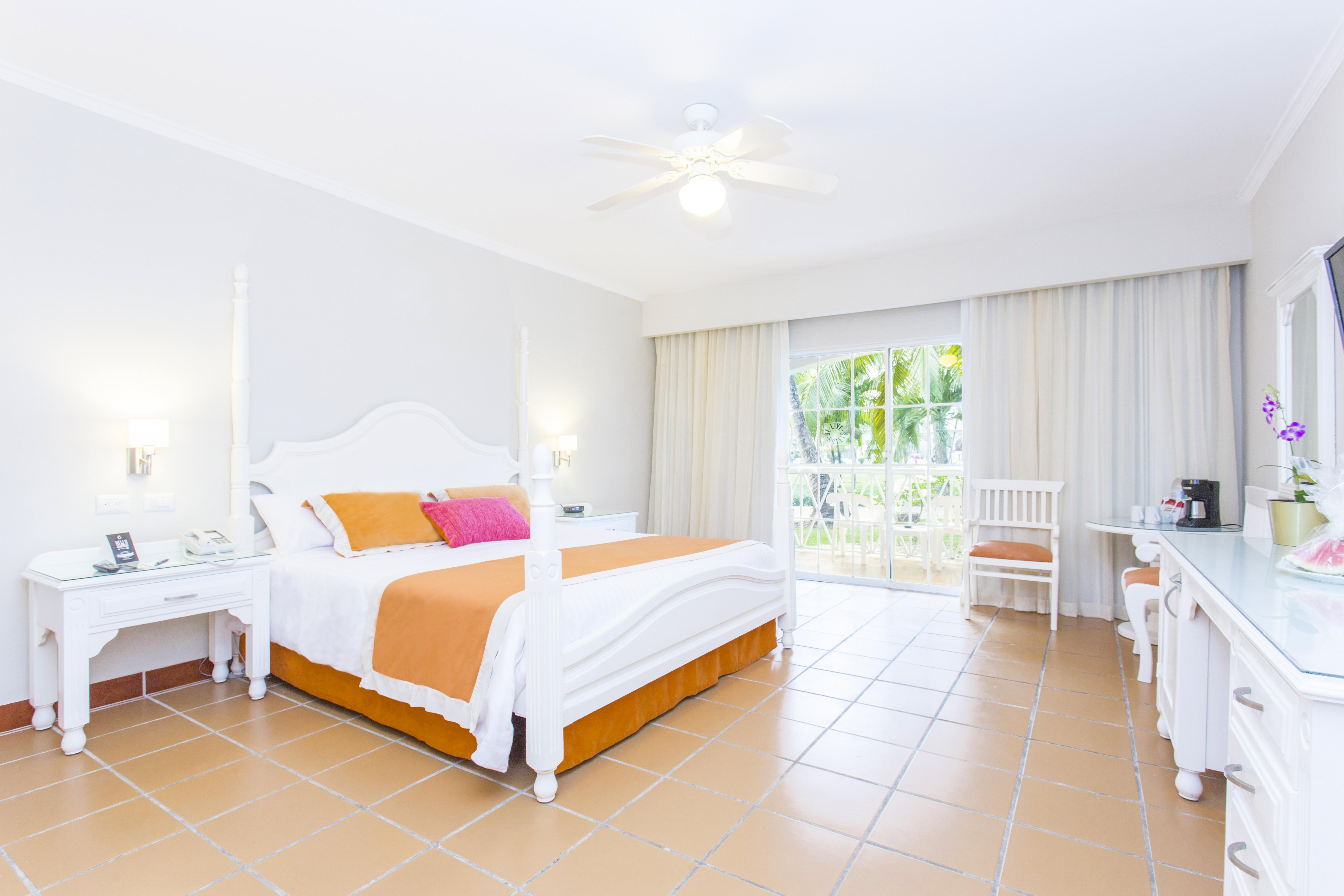 Be Live Collection Punta Cana (Adults Only) Kültér fotó A room at the Iberostar Grand Hotel Bávaro