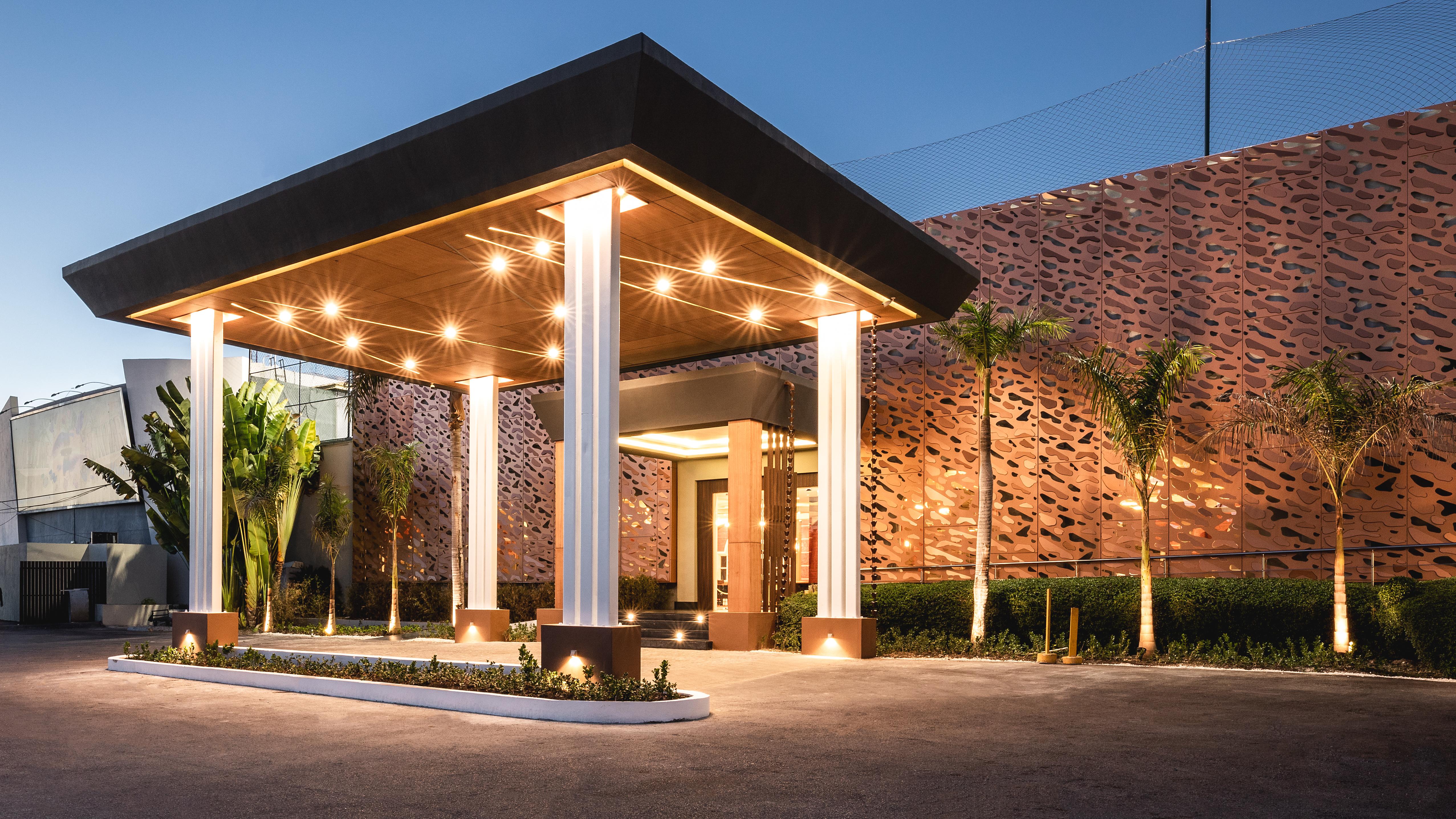 Be Live Collection Punta Cana (Adults Only) Kültér fotó The entrance of the hotel